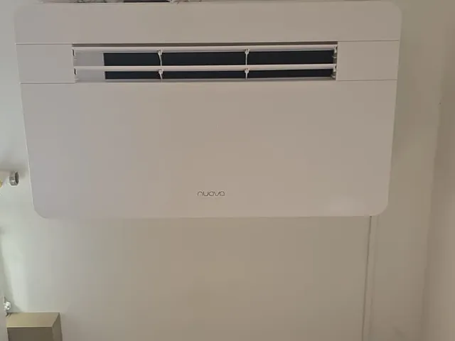 Nuova monoblock Polar+ 25 in een bureau in Aarschot